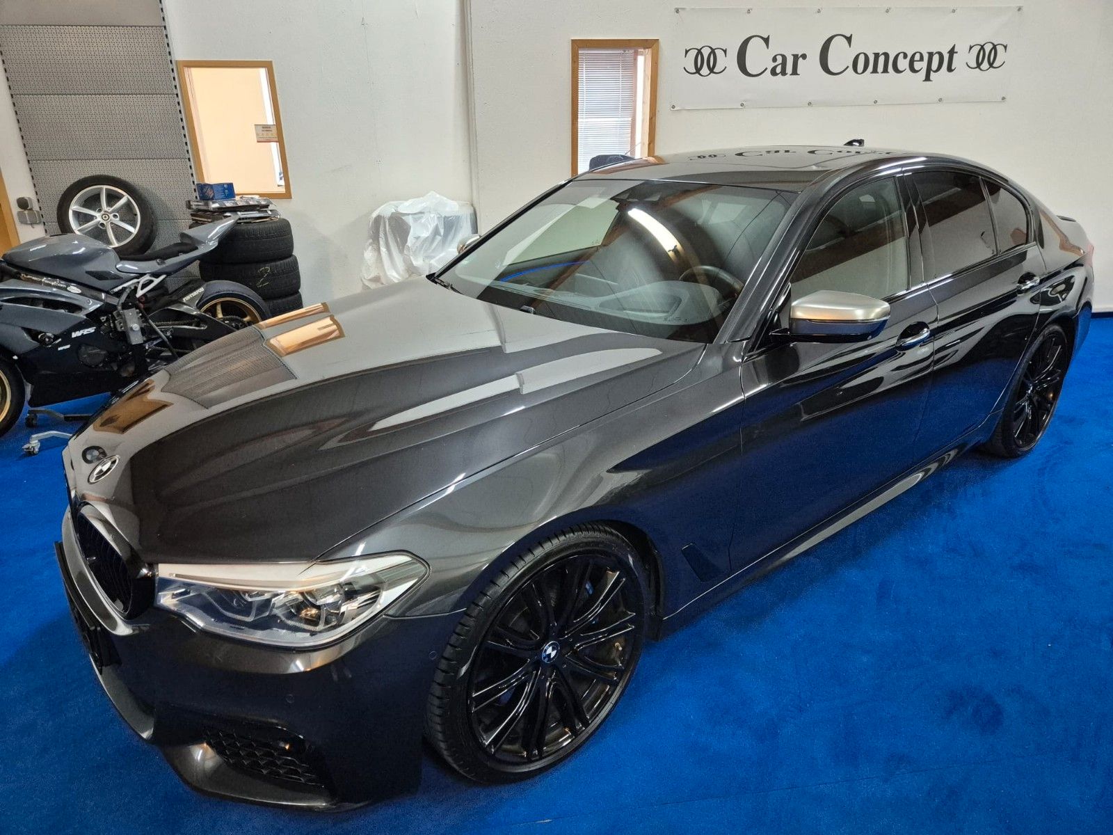 BMW M550i xDrive A SHD SAG DAP Park+ Stndhzng Voll
