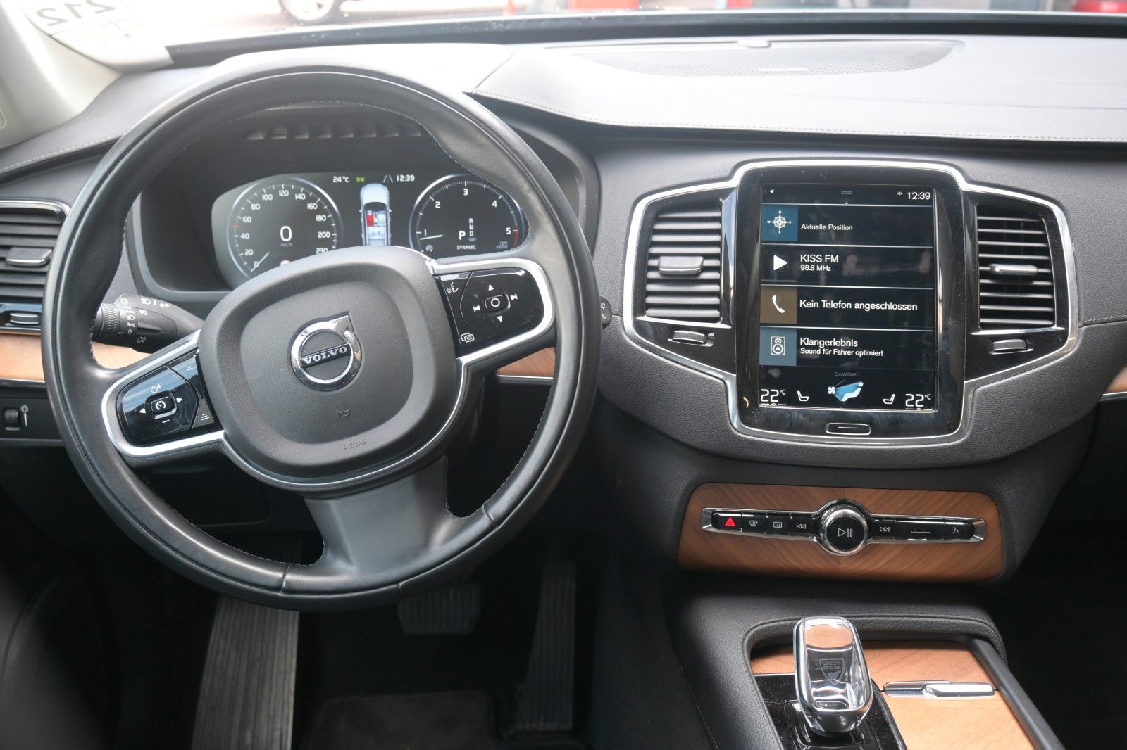Fahrzeugabbildung Volvo XC90 B5 Inscrip. AWD*LUFT*H&K*ACC*NAV*STDHZG*RFK