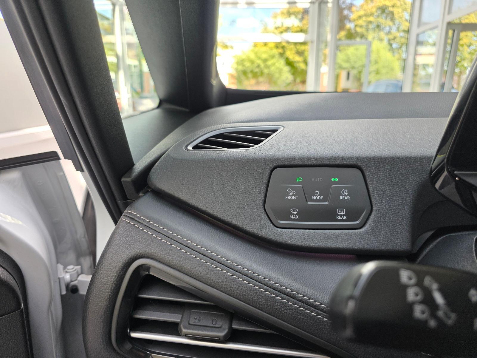 Volkswagen ID.3 Pro 150 kW Pano DCC IQ-LEDMatrix Kamera AHK, миниатюра 24
