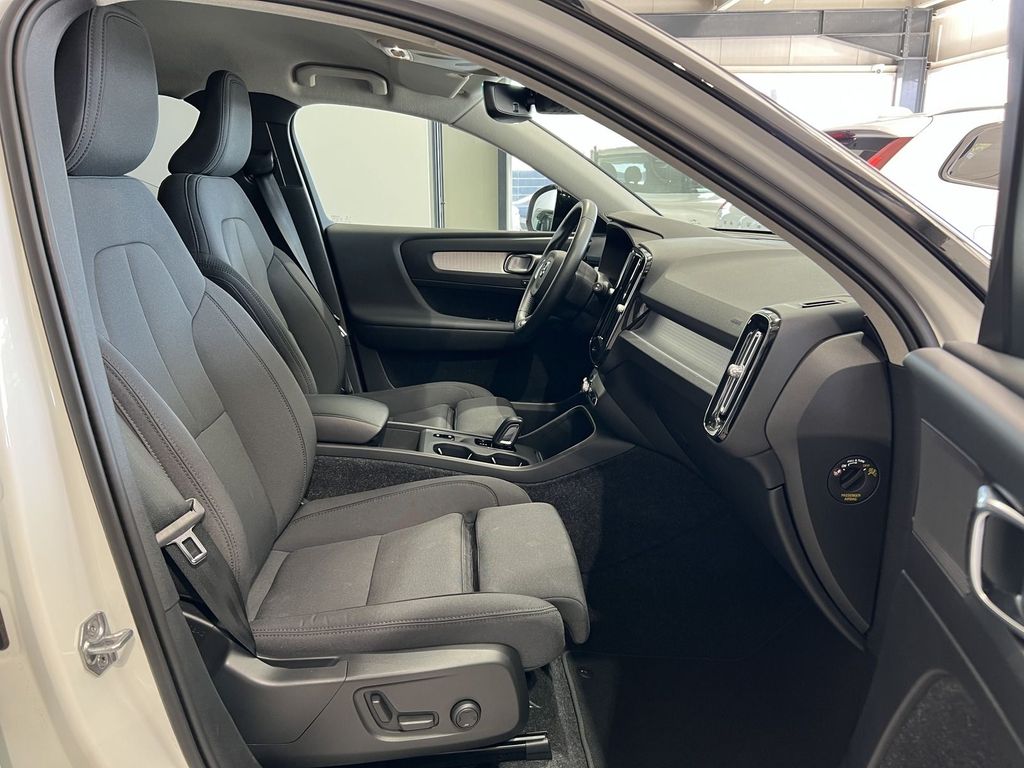 Volvo XC40 T5 R-Design Expression Recharge ACC BLIS