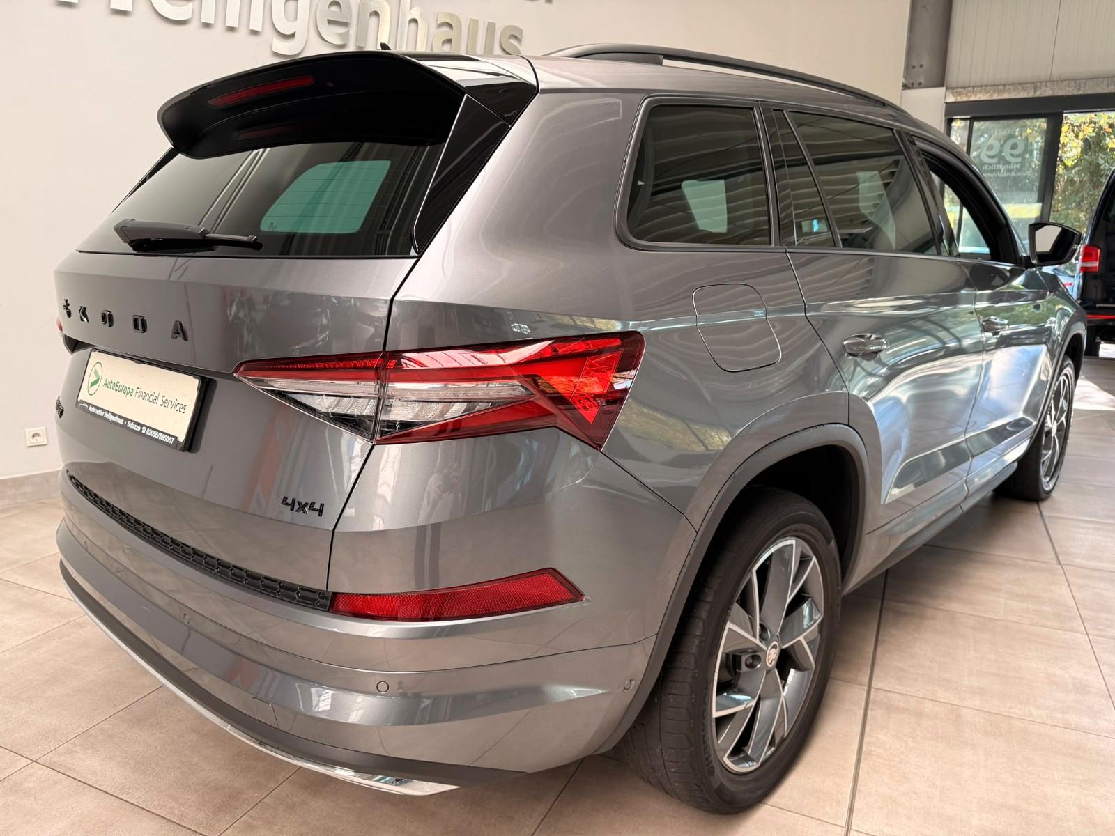 Skoda Kodiaq Sportline 4x4 Panorama Leder Navi Standhz