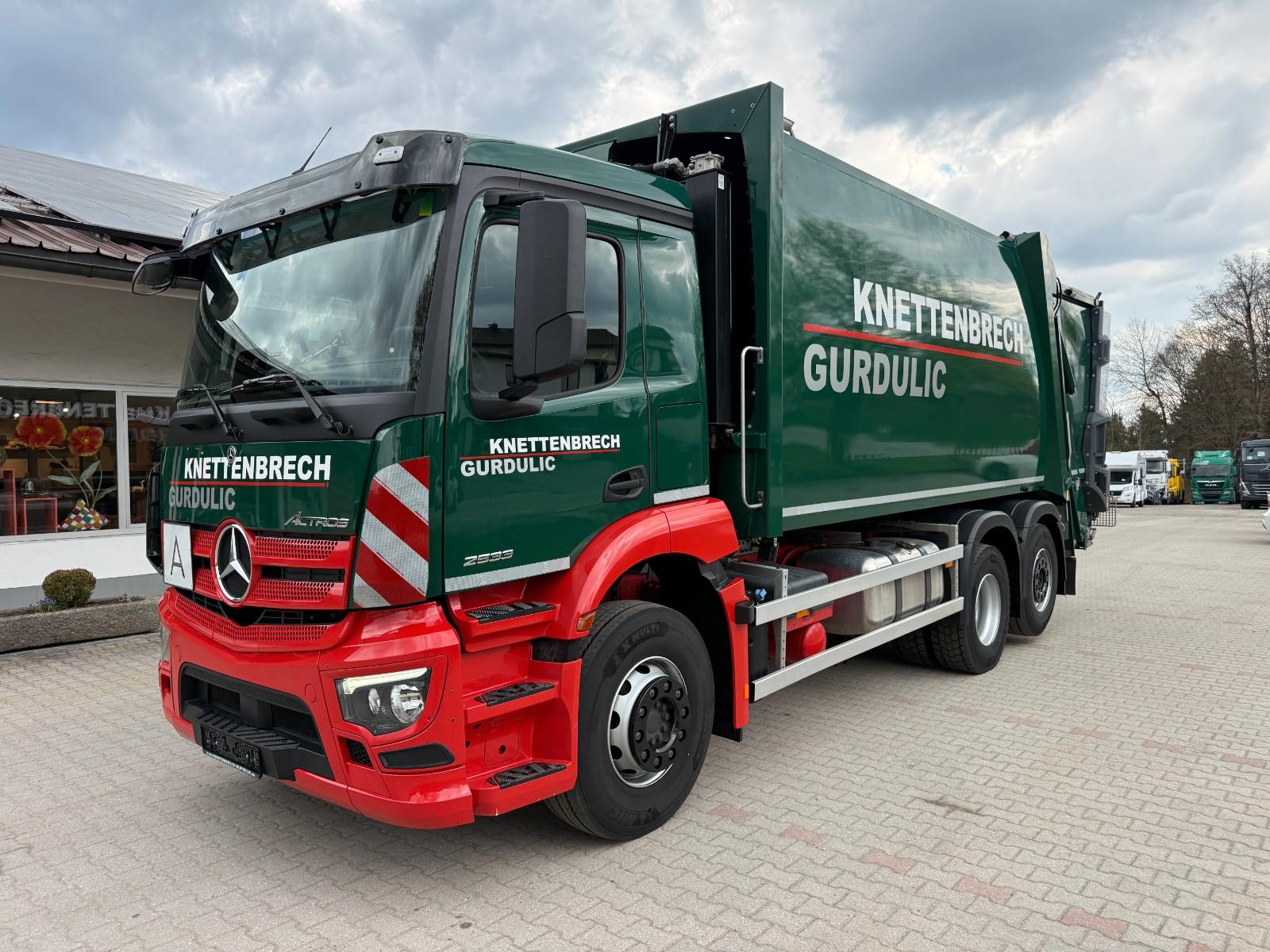 Mercedes-Benz Actros 2533 Faun Vario Presse Skylift X