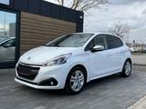 Peugeot 208 Style*Sport*Zahnriemen & Wasserpumpe NEU* - Peugeot 208 Style mit Benzin-Antrieb