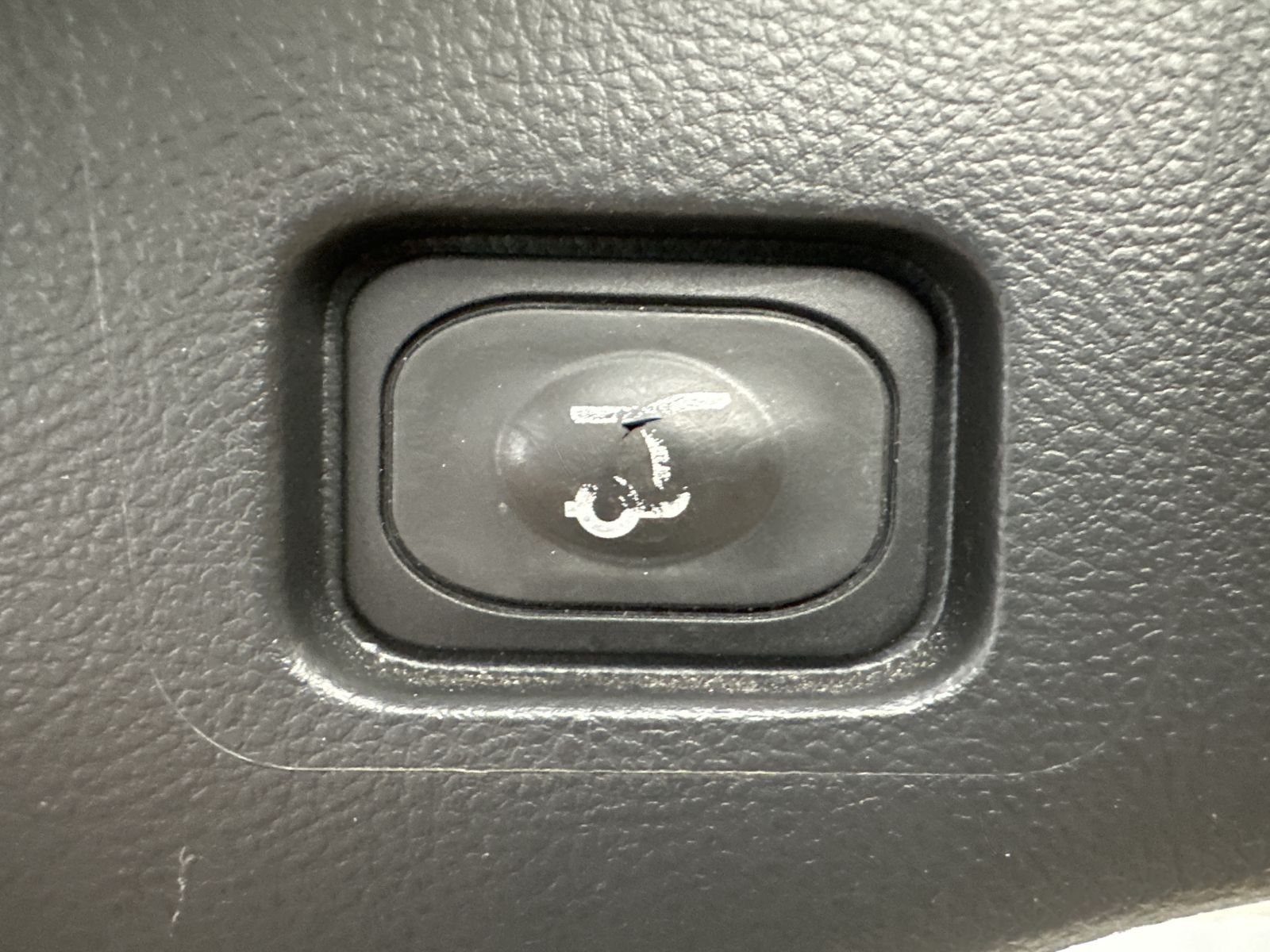 Fahrzeugabbildung Ford Mondeo Turnier 2.0 EB Aut.Titanium NAV+AHK+PP+VC