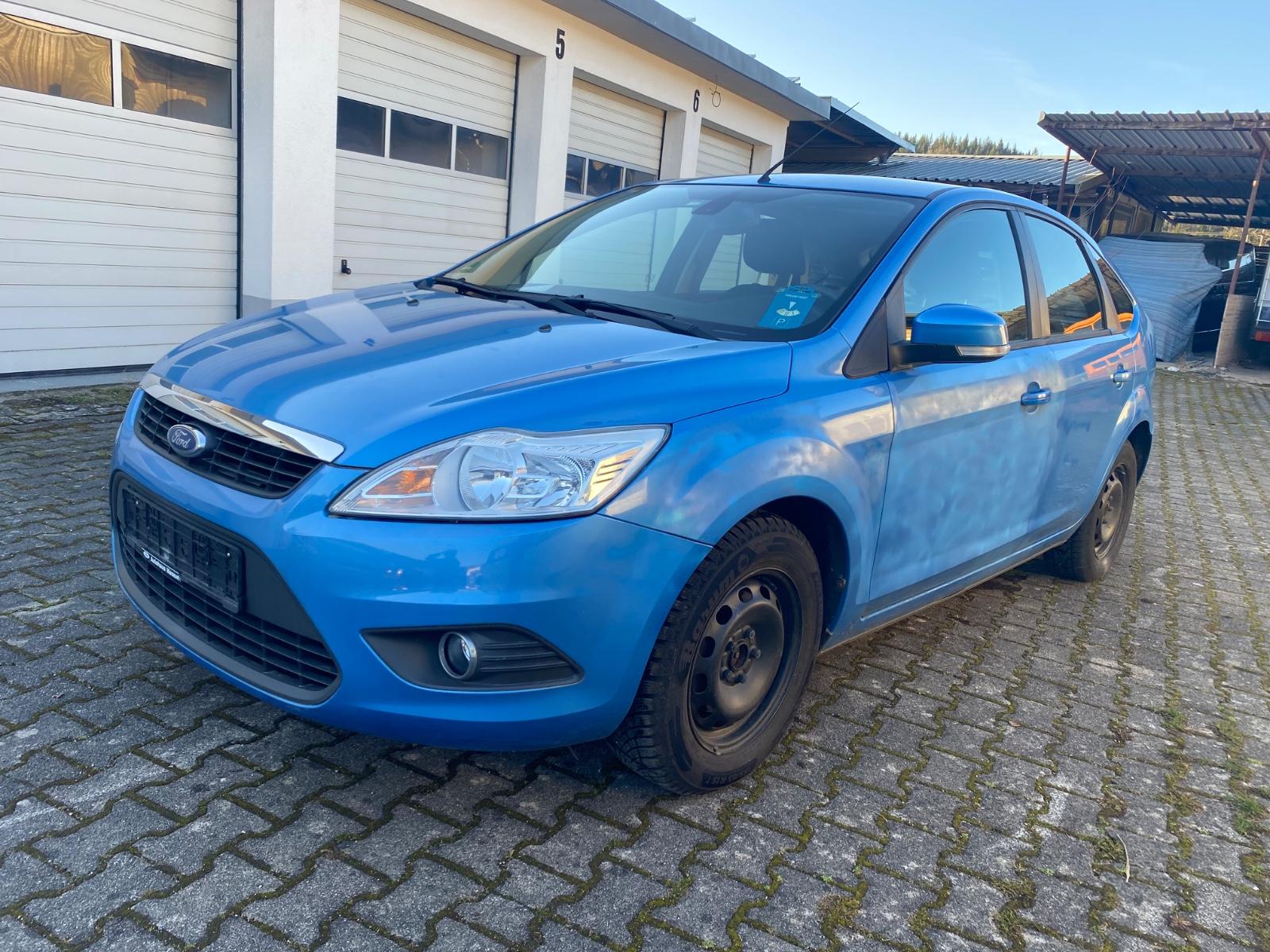 Ford Focus 1,6 Style.  Nur 60200km !!!