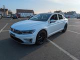 Volkswagen Passat GTE DSG LED VIRTUAL R Keyless Pano AAC