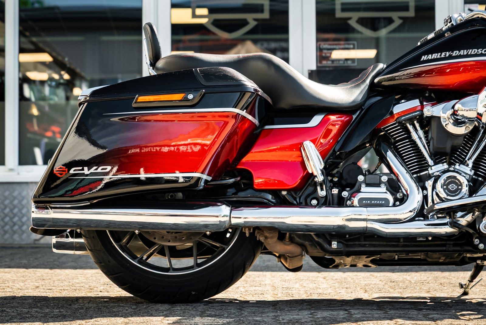 Fahrzeugabbildung Harley-Davidson FLHXSE CVO Street Glide 117 cui - ROCKFORD II