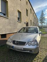 Mercedes-Benz Mercedes Benz C 220 - gebrauchte Mercedes-Benz C 220 aus dem Jahr 2003