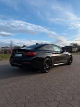 BMW M4 Competition Coupé - BMW M4 in Oldenburg