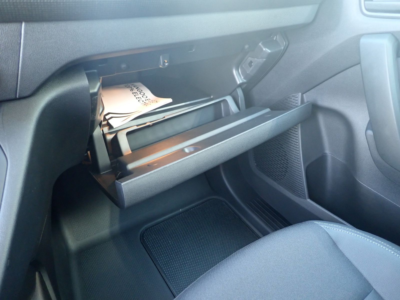 Fahrzeugabbildung Renault Kangoo Rapid E-Tech Advance L2 Comfort Range AC2