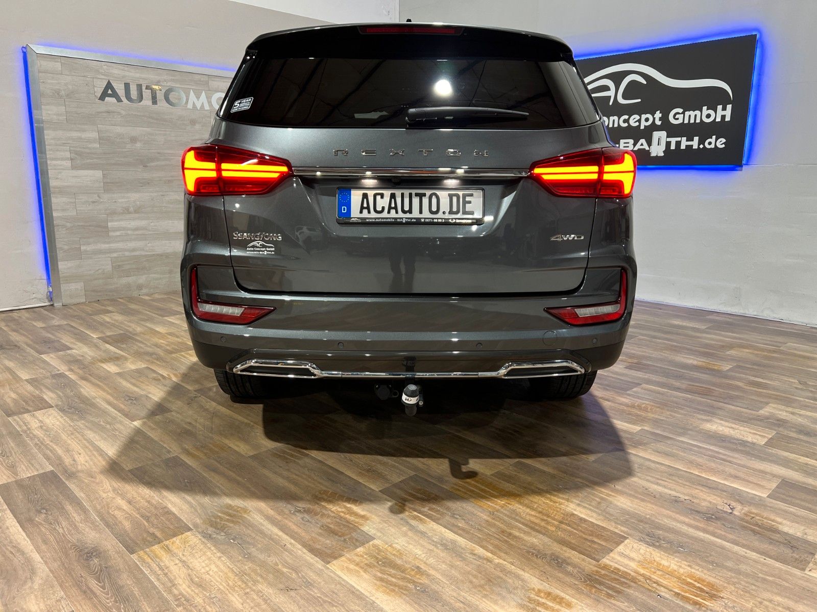 Fahrzeugabbildung Ssangyong REXTON Sapphire*AHK*360°*Sidesteps*Standheizung*
