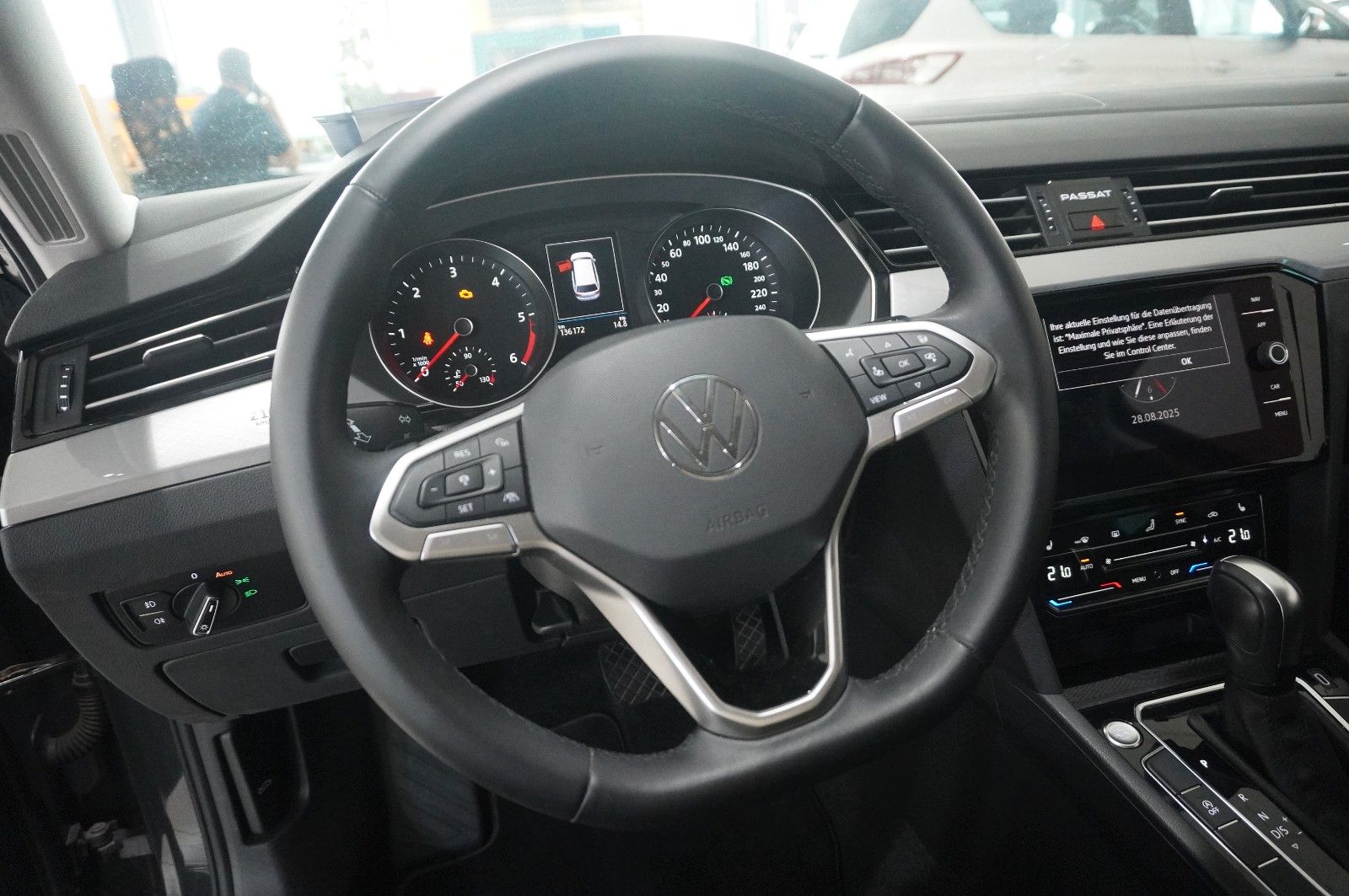 Fahrzeugabbildung Volkswagen Passat Var. 2.0D BUSINESS DSG NAVI/LED/KAMERA/SH