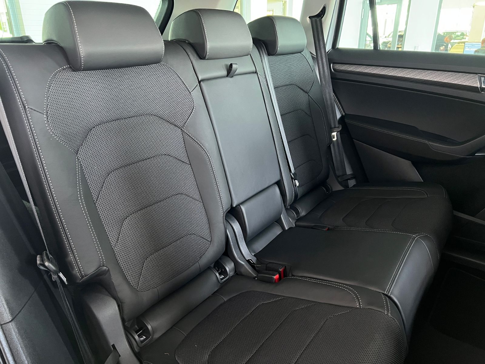 Fahrzeugabbildung SKODA Kodiaq Style 2.0 TDI DSG *Garantie, AHK, LED, AC