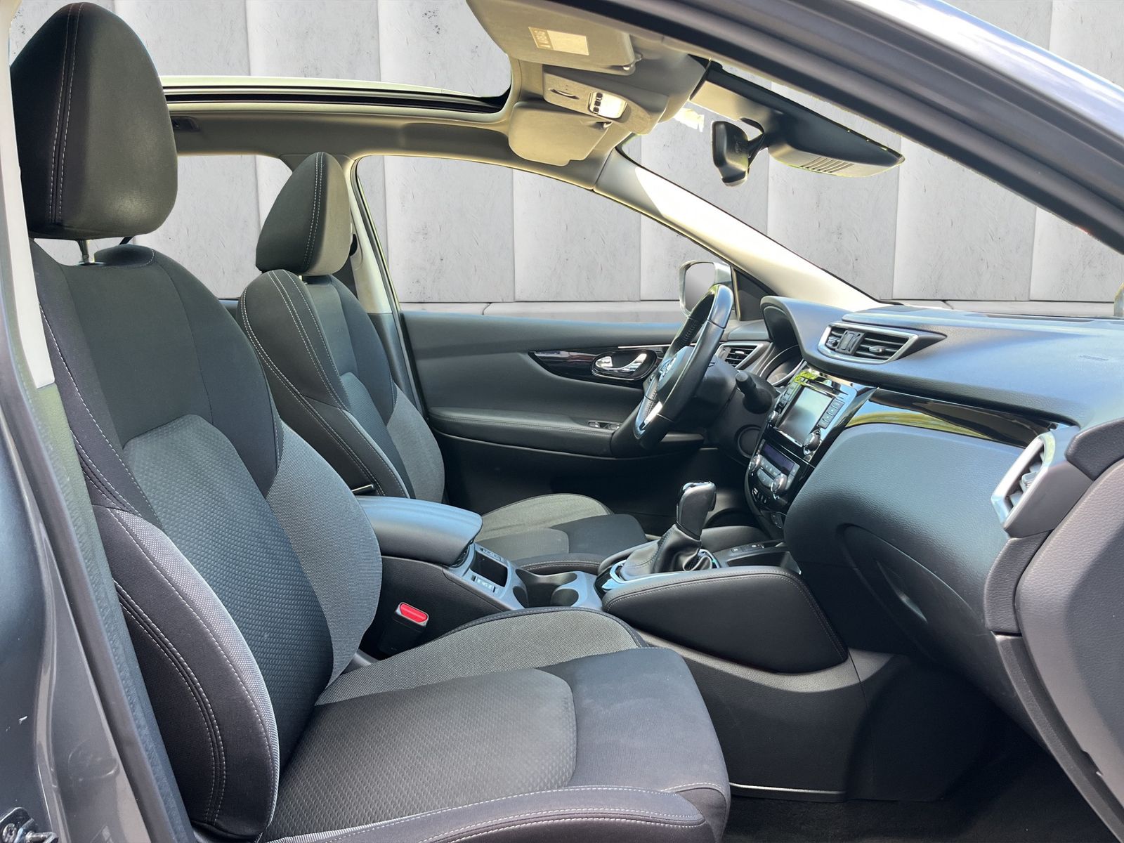 Fahrzeugabbildung Nissan Qashqai SHZ*NAVI*360°Kamera*PDC*AHK*LED*Pano**