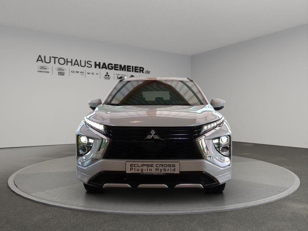 Fahrzeugabbildung Mitsubishi Eclipse Cross 2.4 PHEV 4WD Select