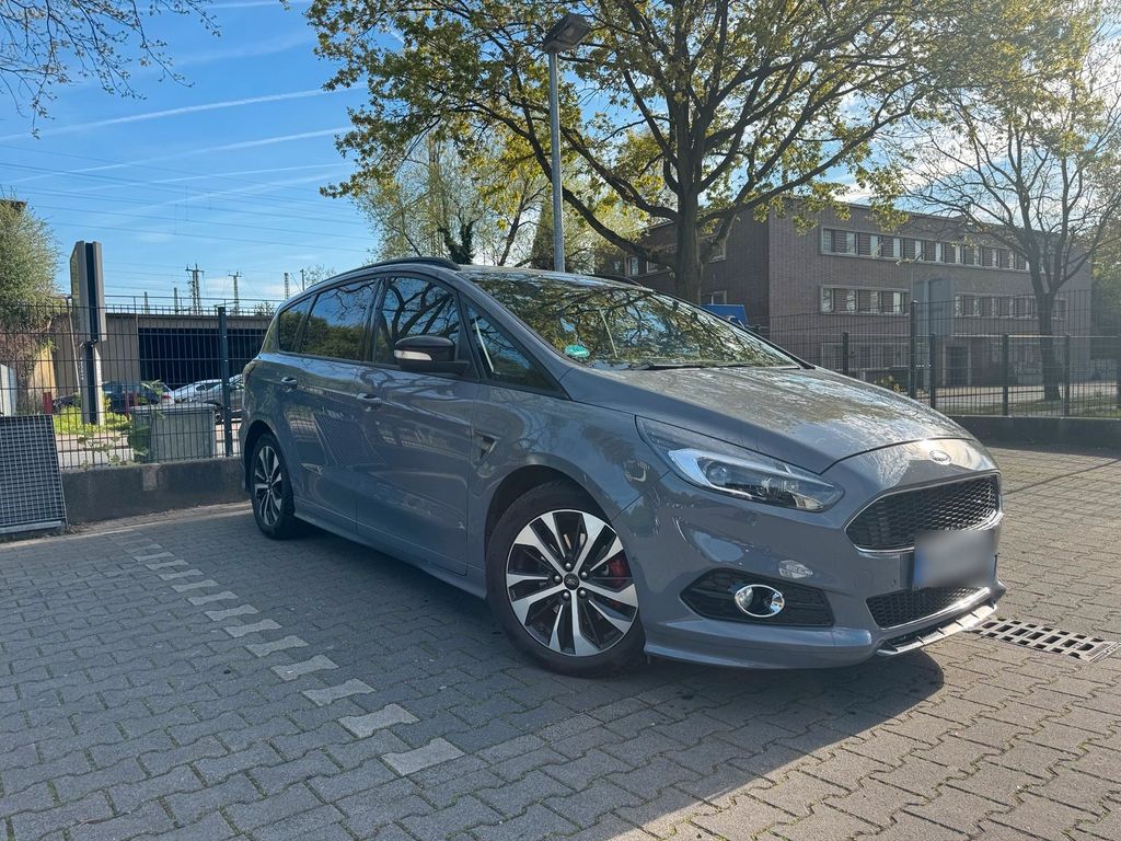 Image of Ford S-Max