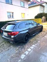 BMW 530i Touring , M-Paket, Dig. Tacho, ACC - BMW 530 530d mit Benzin-Antrieb