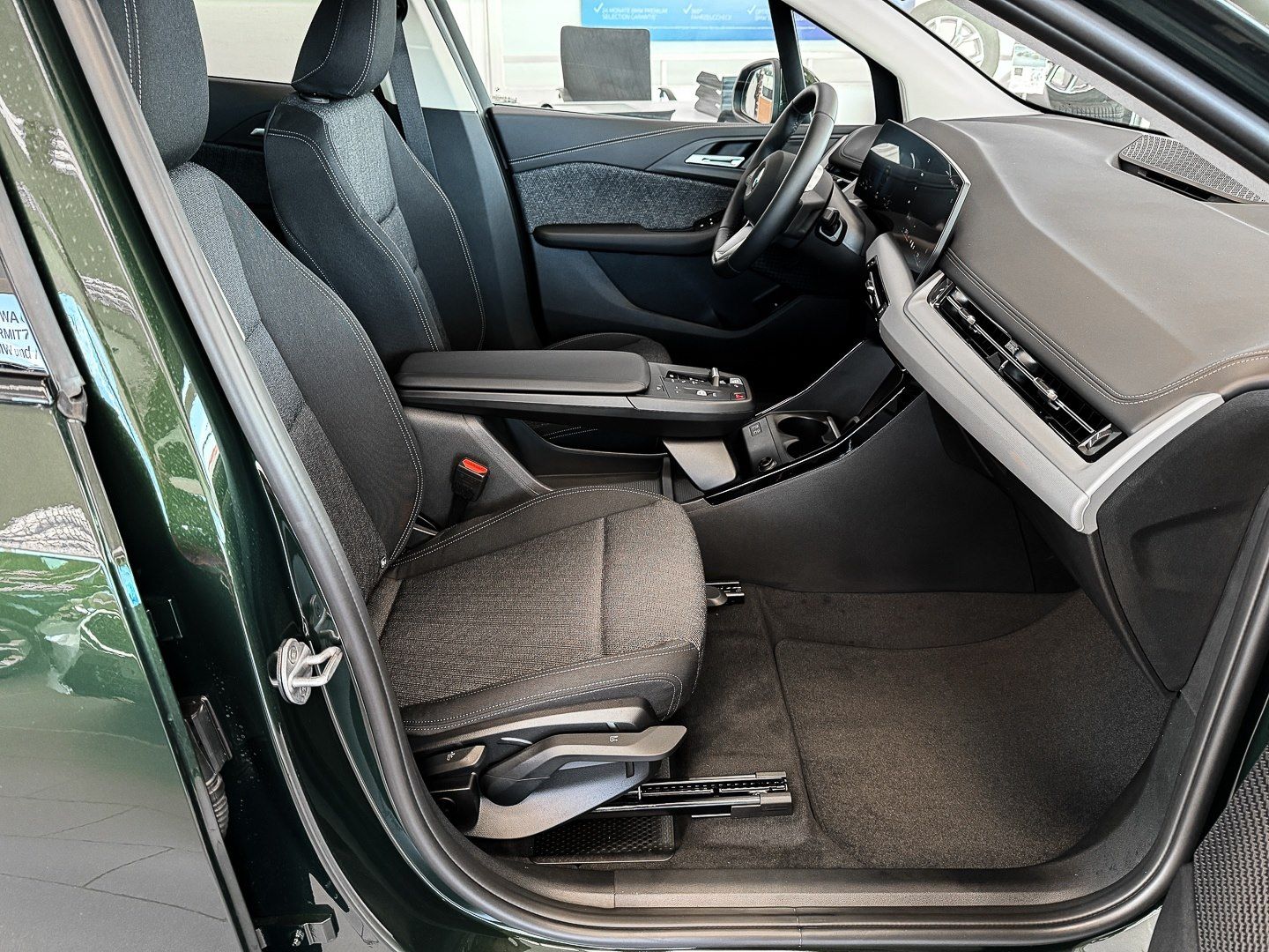 BMW 218 Active Tourer - Bild 12