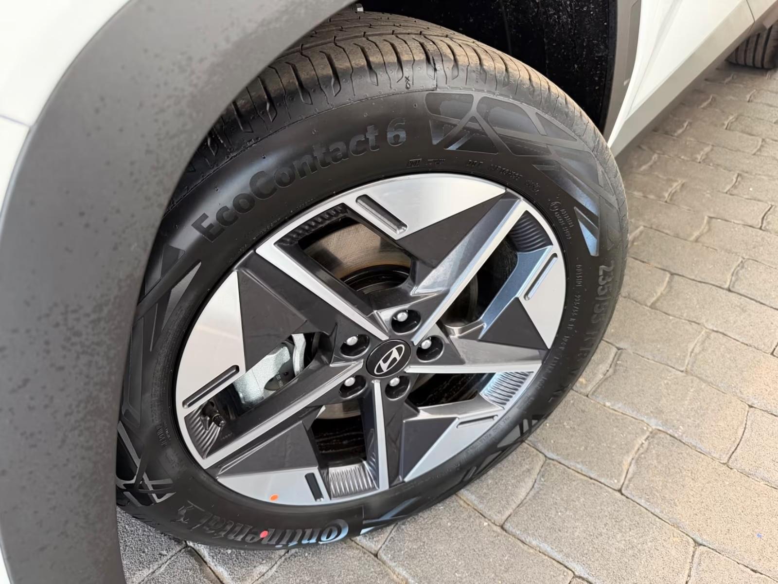 Hyundai TUCSON 1.6 T-HEV Autom.-Totw.-LED-Kamera-Krell, миниатюра 11