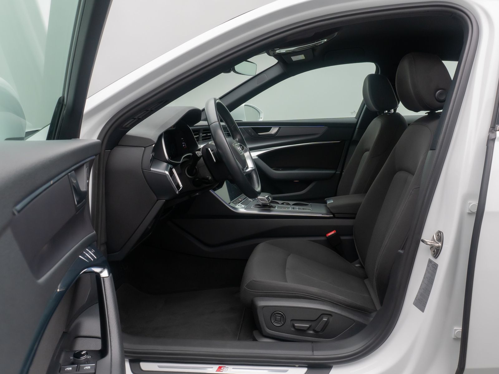 Fahrzeugabbildung Audi A6 50 TFSI quattro B&O Kamera Memory HUD S Line