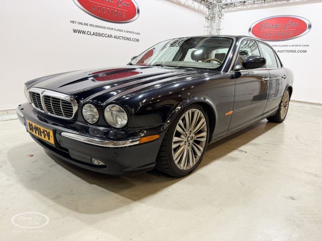 Jaguar XJ8 Executive - ONLINE AUCTION