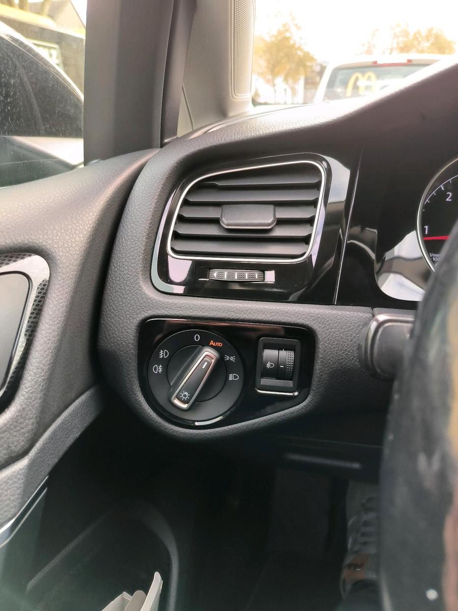 Volkswagen Golf 2015 — photo 14