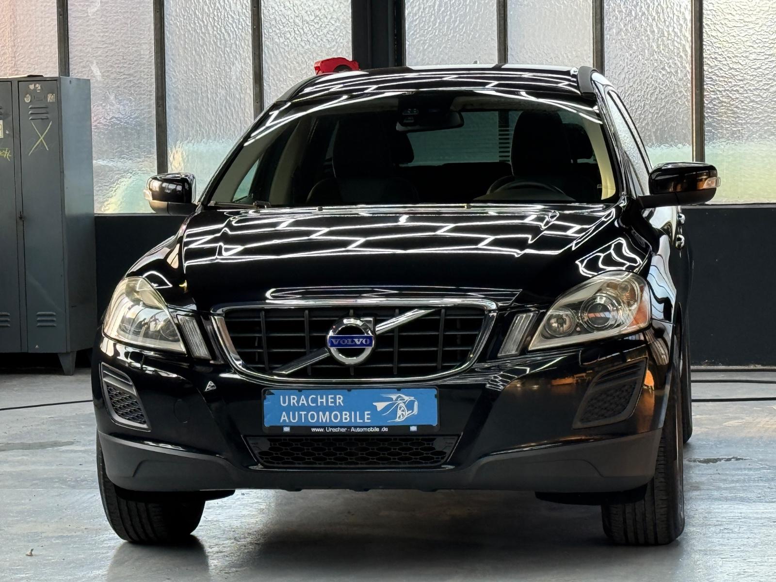 Volvo XC 60 XC60 Momentum AWD Allrad
