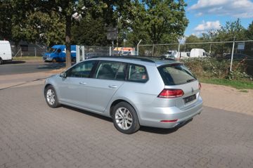 Volkswagen Golf - 3