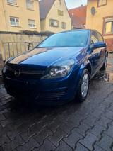 Opel Astra H 1.6 benzin - Opel Astra aus 2004: 1.6