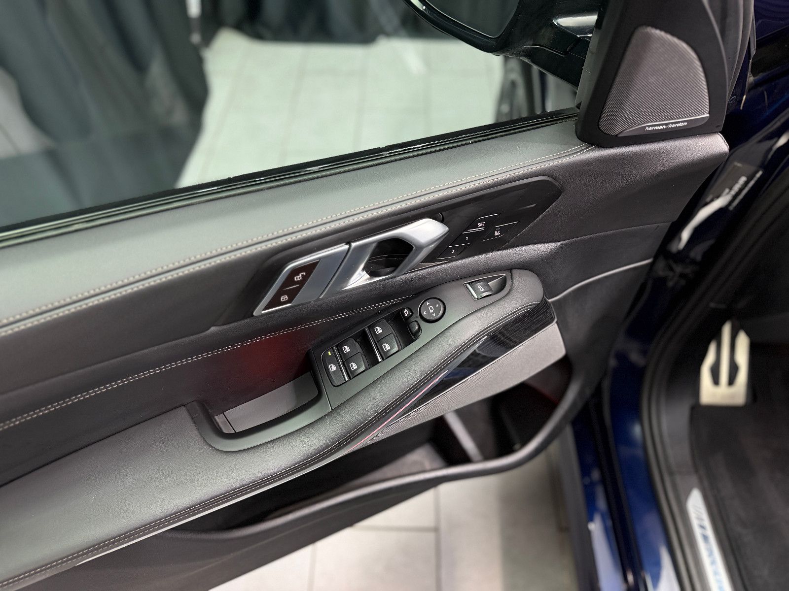 Fahrzeugabbildung BMW X5 40 d xDrive M SPORT PRO|PANO|M-SITZE|INDIVID