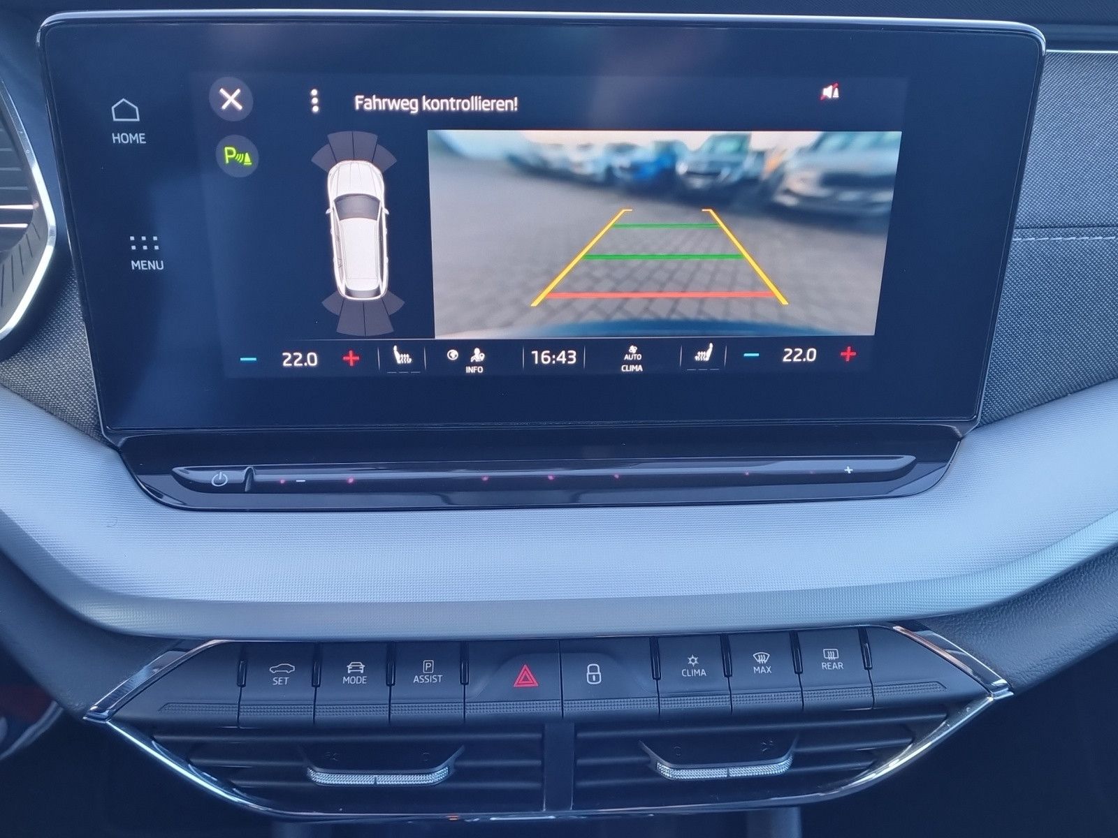 Fahrzeugabbildung SKODA Octavia 4 Combi First Edit. 2,0 TDI DSG Navi AHK