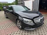 Mercedes-Benz E 220 CDI BlueEfficiency - Mercedes E 220 Unfallwagen