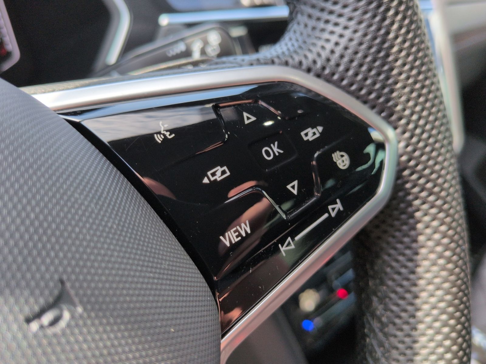Tiguan 1.4 eHybrid DSG R-Line KAMERA+MATRIX+AHK+