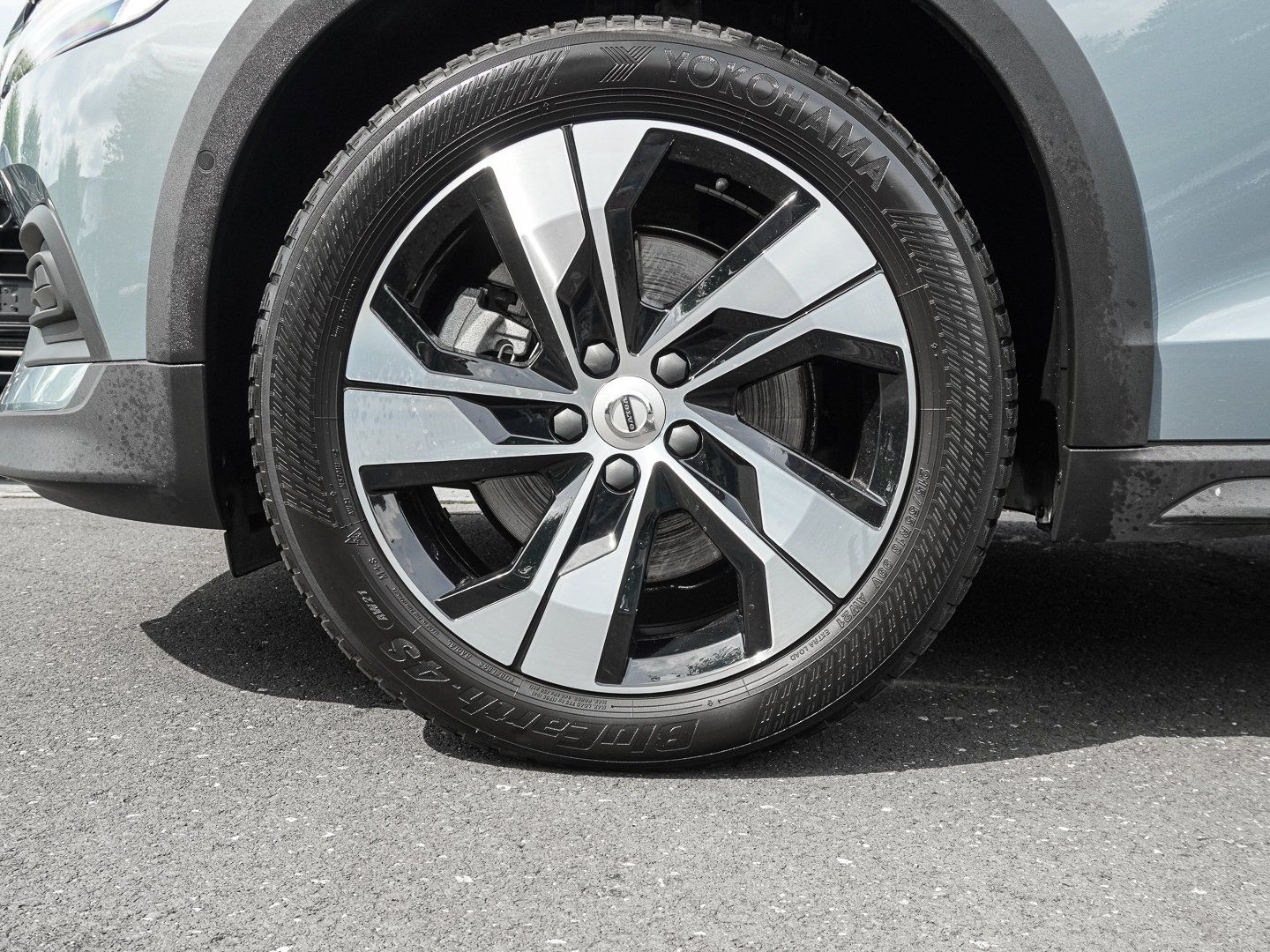 Volvo V60 Cross Country B4 D AWD Plus Bright PANO AHK foto 7