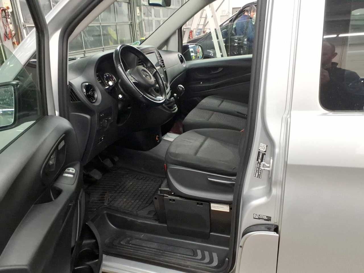 Fahrzeugabbildung Mercedes-Benz Vito 114 CDI Mixto Regal AHK Klima PARKTRONIC