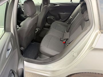 Opel Astra - 9