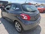 Peugeot 208 Allure - Peugeot 208 Unfallwagen
