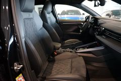 AUDI A3 Sportback 35 TFSI | 2x S line | Pano | Carbon AUDI A3 Sportback 35 TFSI | 2x S line | Pano | Carbon