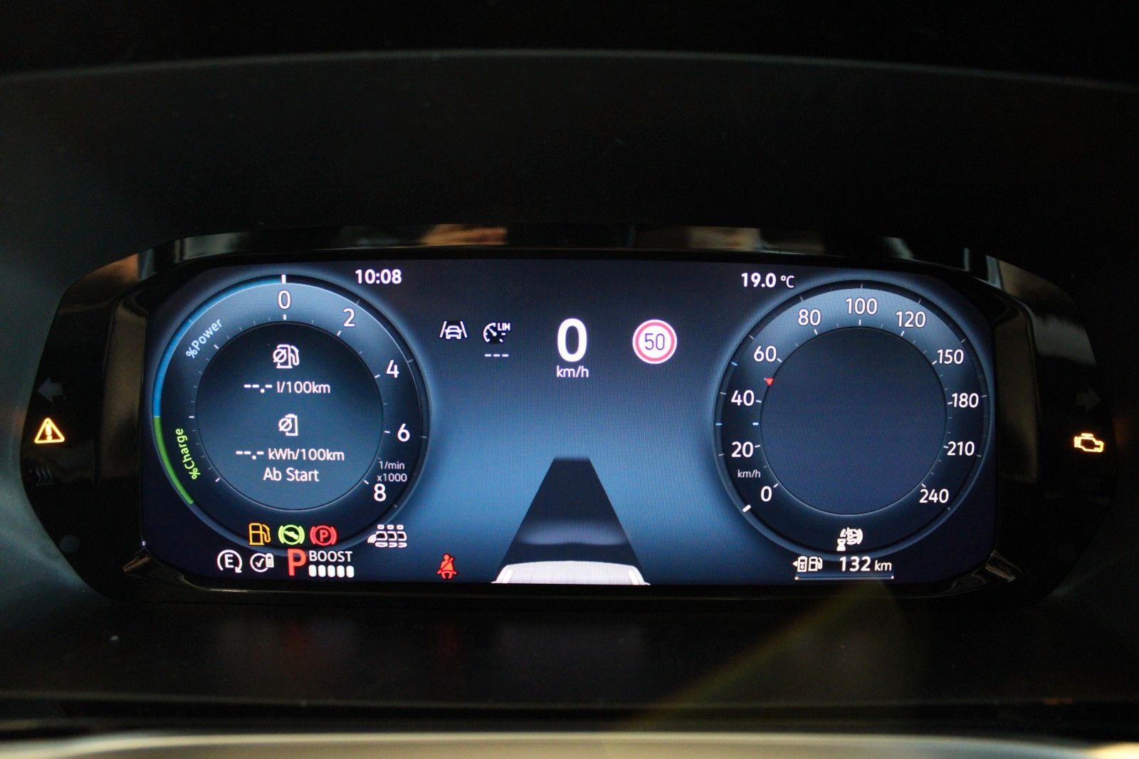 Fahrzeugabbildung Ford Tourneo Connect PHEV Titanium LED IAAC WinterP.
