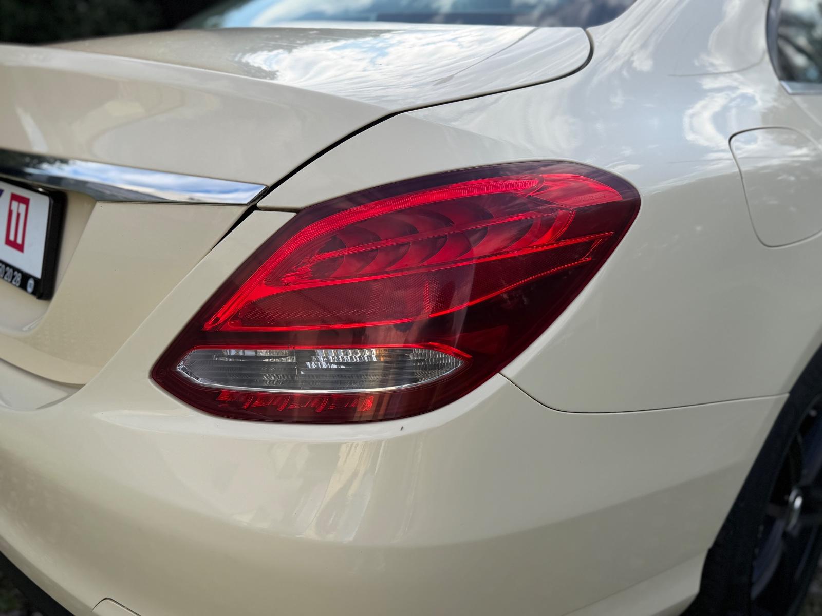 Mercedes-Benz C220d Lim. *Avantgarde *Leder *Navi *Kamera *SHZ