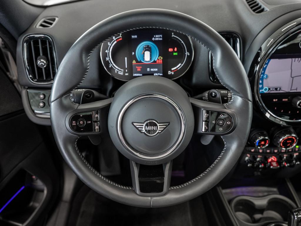 MINI Countryman Cooper S ALL4 Classic Trim PANO AHK