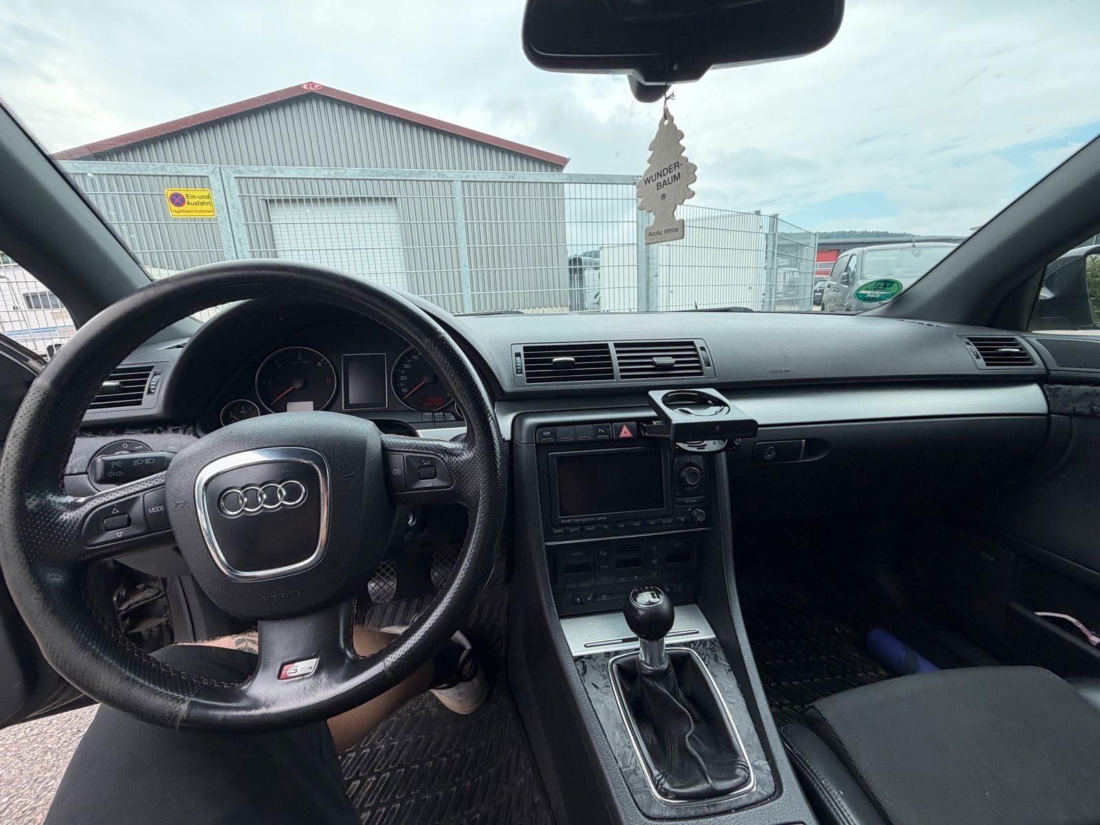 Audi A4 2006 — photo 8