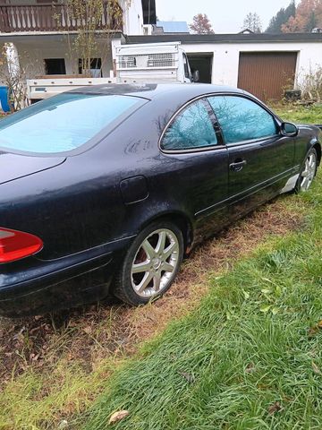 Mercedes-Benz Verkaufe Clk 230 Kompressor. Mit 137000.