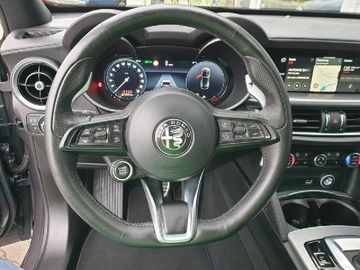 Alfa-Romeo Stelvio - 11