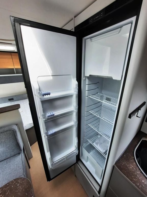 Fahrzeugabbildung Bürstner B66 560 TK Verfüg./Sparen Sie 4.630,- €