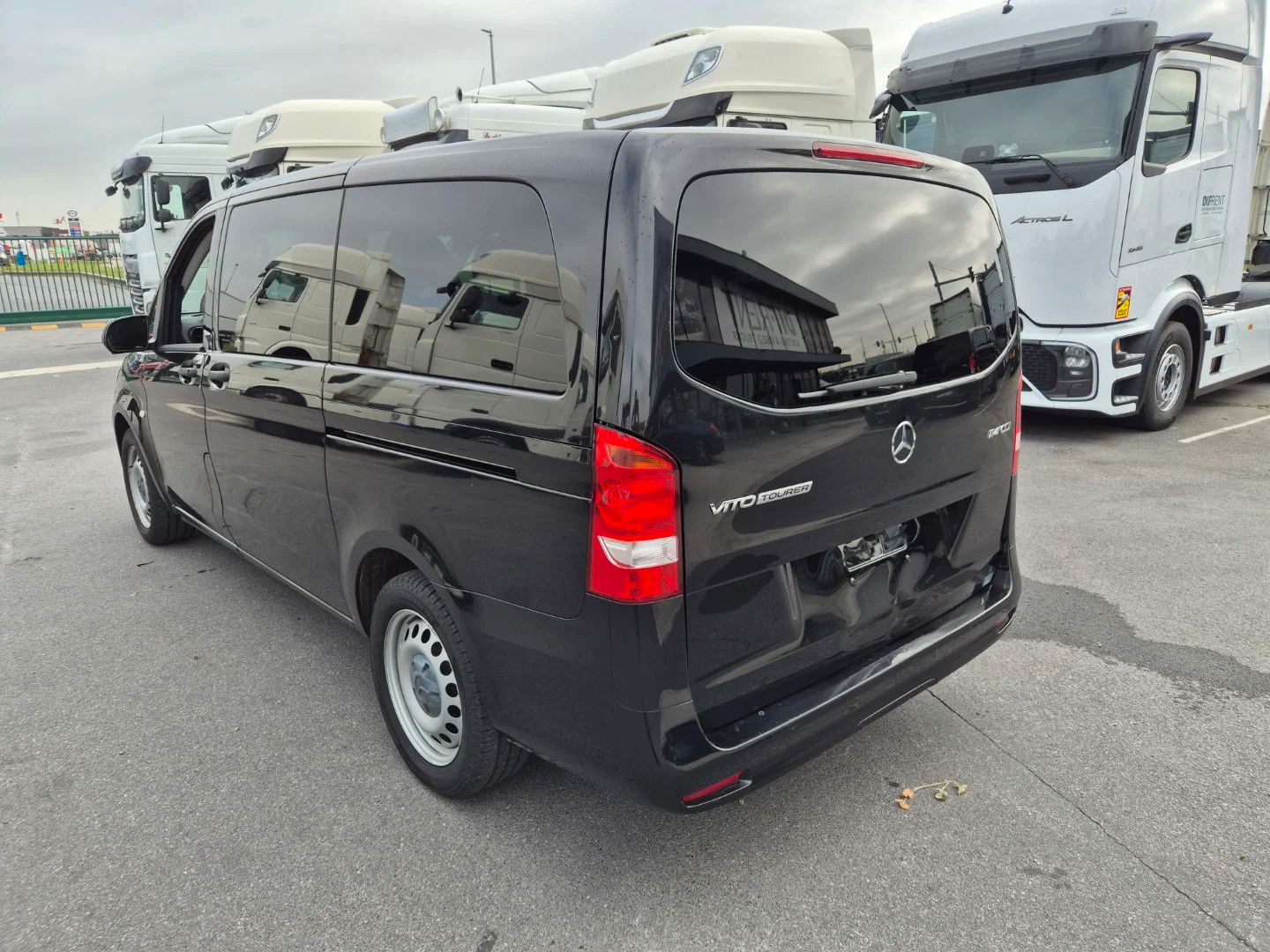 Mercedes-Benz Vito 114 CDI TOURER imagem 3