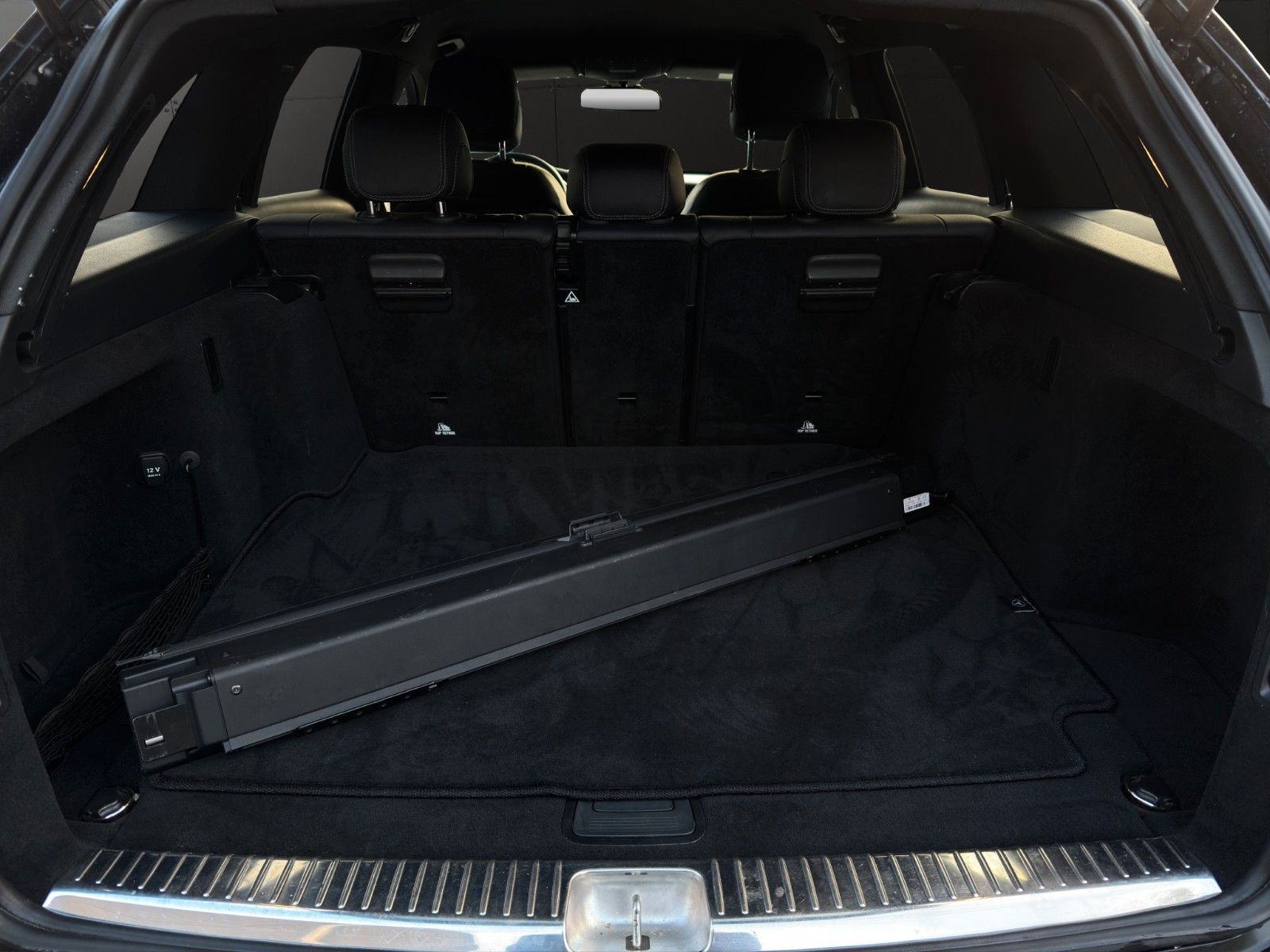 Fahrzeugabbildung Mercedes-Benz C 220d *AMG-Line*ACC*Parkass*Vollleder*LED