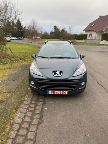 Peugeot 207 SW  1,4  Tüv Neu