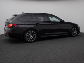 Fahrzeugabbildung BMW 520d xD M Sport Kamera DAB HiFi 4xKlima ACC Komf