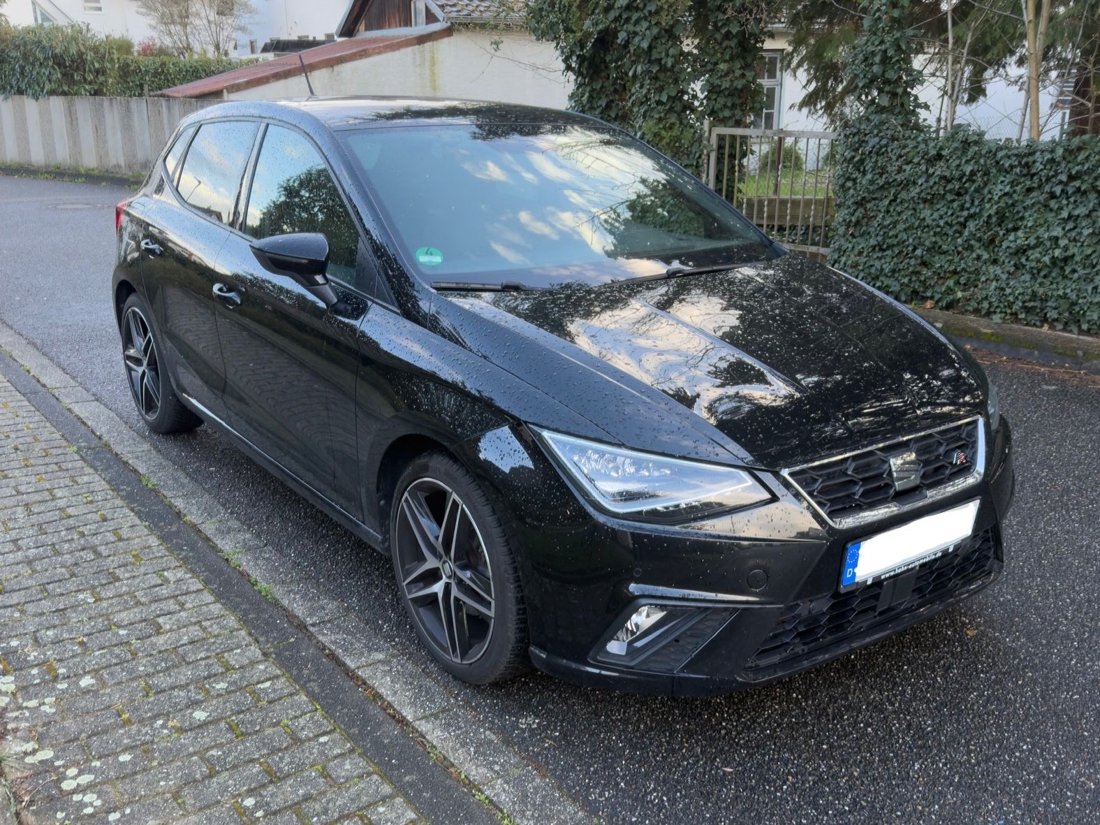 SEAT Ibiza 1.5 TSI DSG FR BEATS +ACC+SHZ+KMRA+